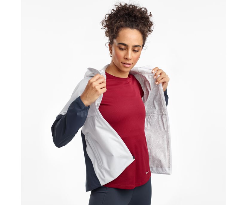 White Women's Saucony Drizzle 2.0 Jackets | 5674-UKHXV