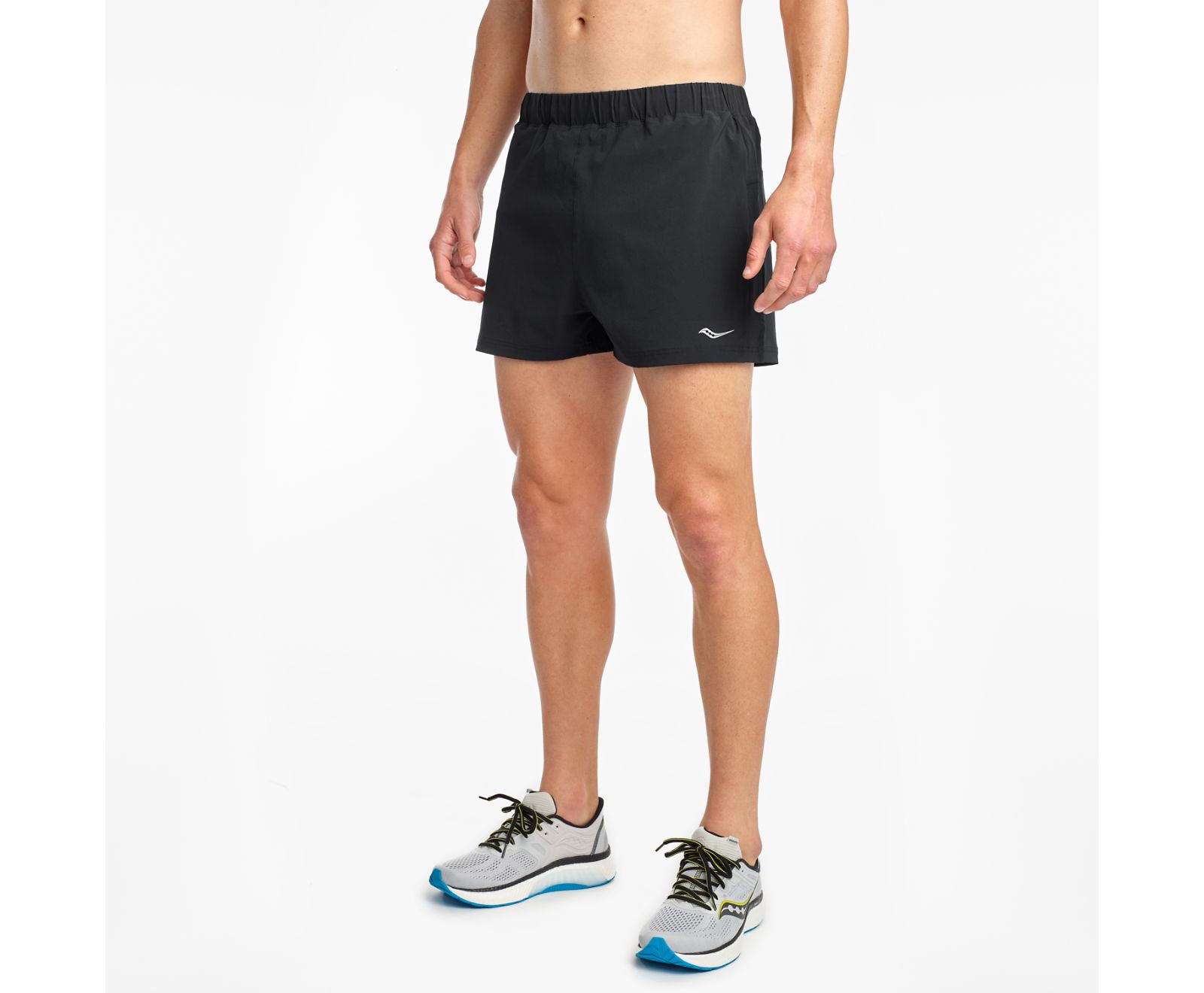 Black Men's Saucony Outpace 3" Shorts | 2105-WICYQ