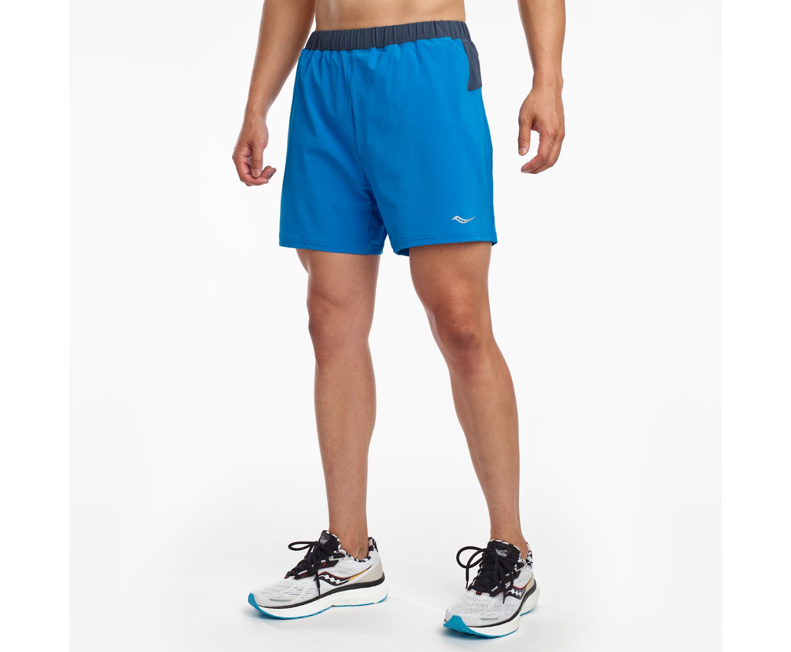 Blue Men's Saucony Outpace 5" Shorts | 3509-HOPZW