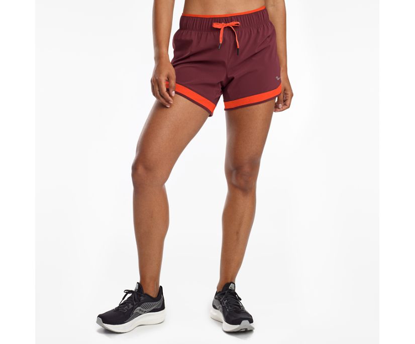 Burgundy Women's Saucony Outpace 5" Shorts | 8620-QOHDI