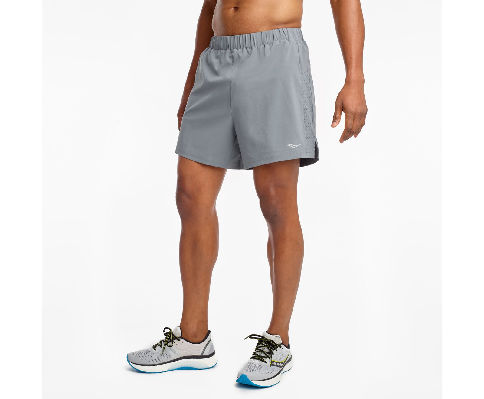 Grey Men's Saucony Outpace 5" Shorts | 7861-SLDFO