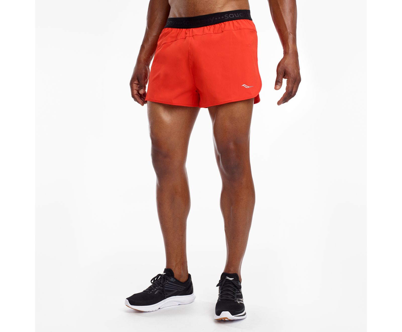 Rose Men's Saucony Outpace 2.5" Split Shorts | 0146-UIERH